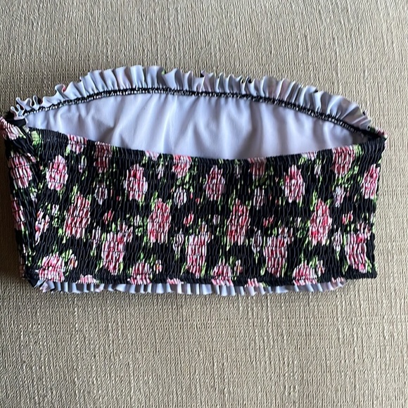 Two piece swimsuit - Picture 5 of 5